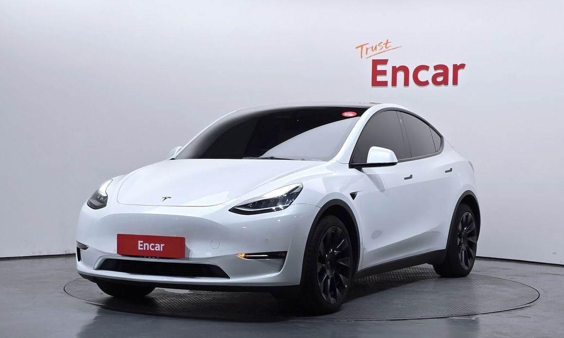 Tesla Model Y 2021