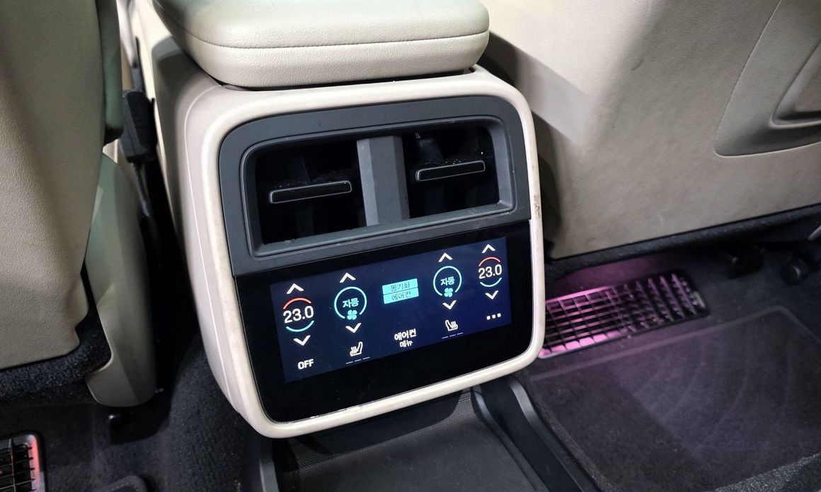 Porsche Taycan 2025