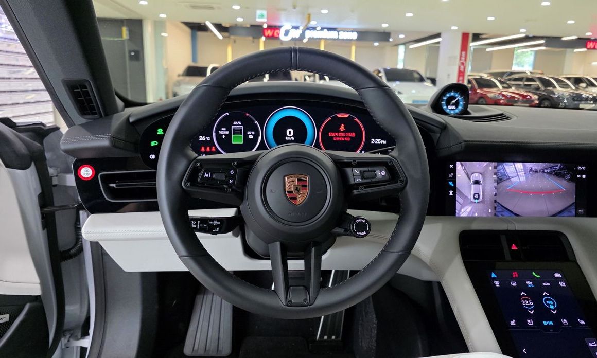 Porsche Taycan 2026