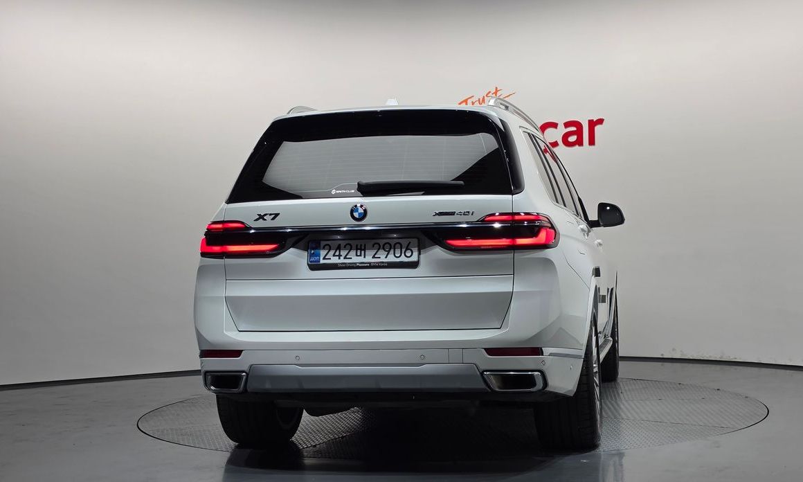 BMW X7 2024