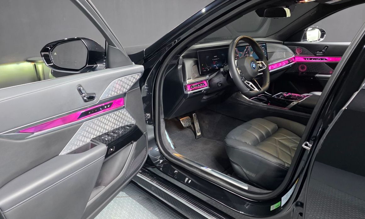 BMW i7 2024