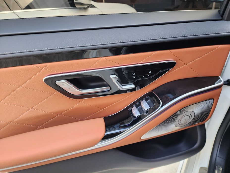 Mercedes-Benz S-Class 2023