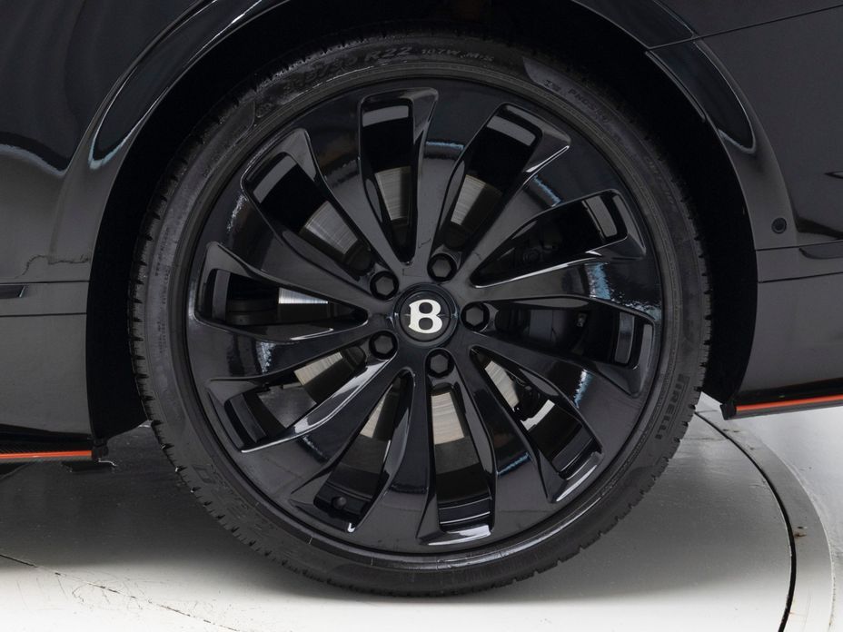 Bentley Continental 2024