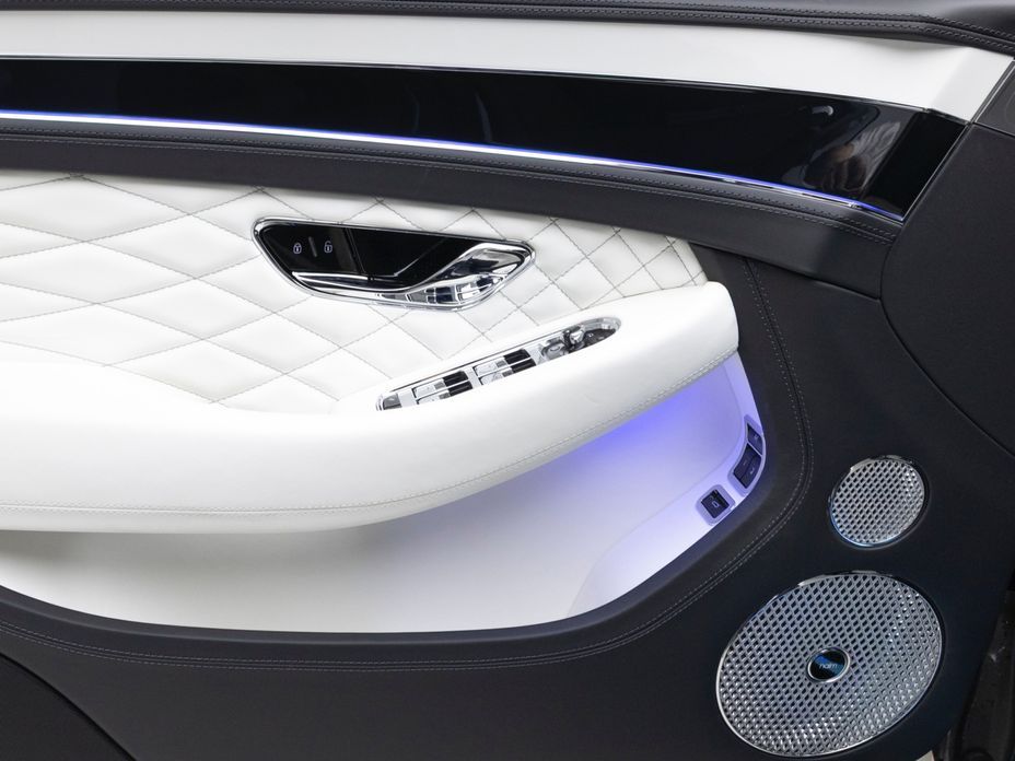Bentley Continental 2024