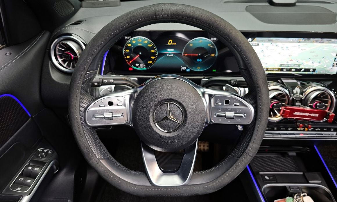 Mercedes-Benz EQB 2022