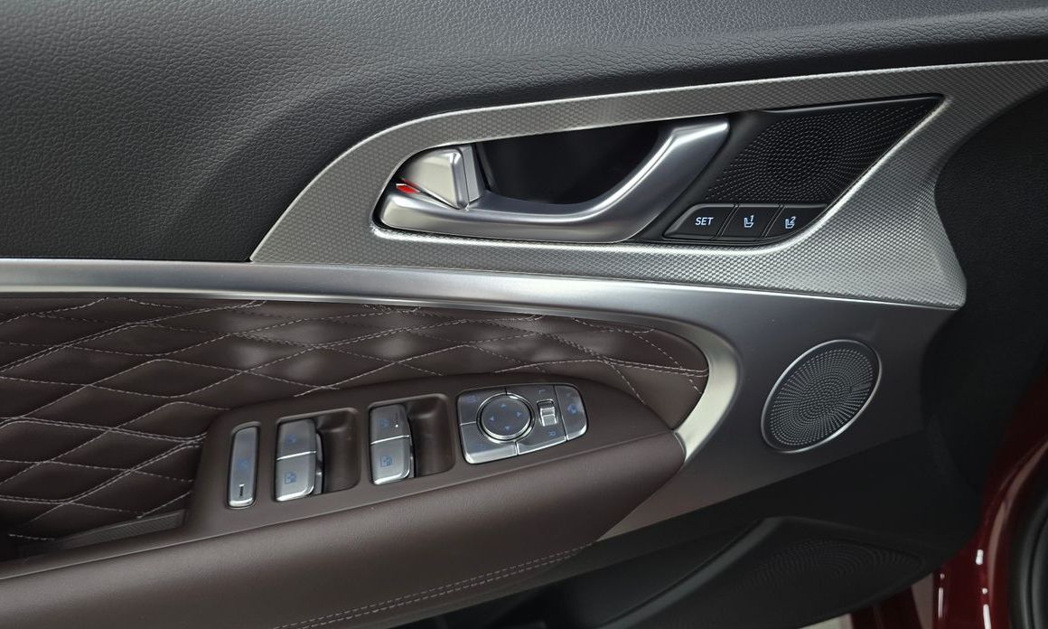 Genesis G70 2025