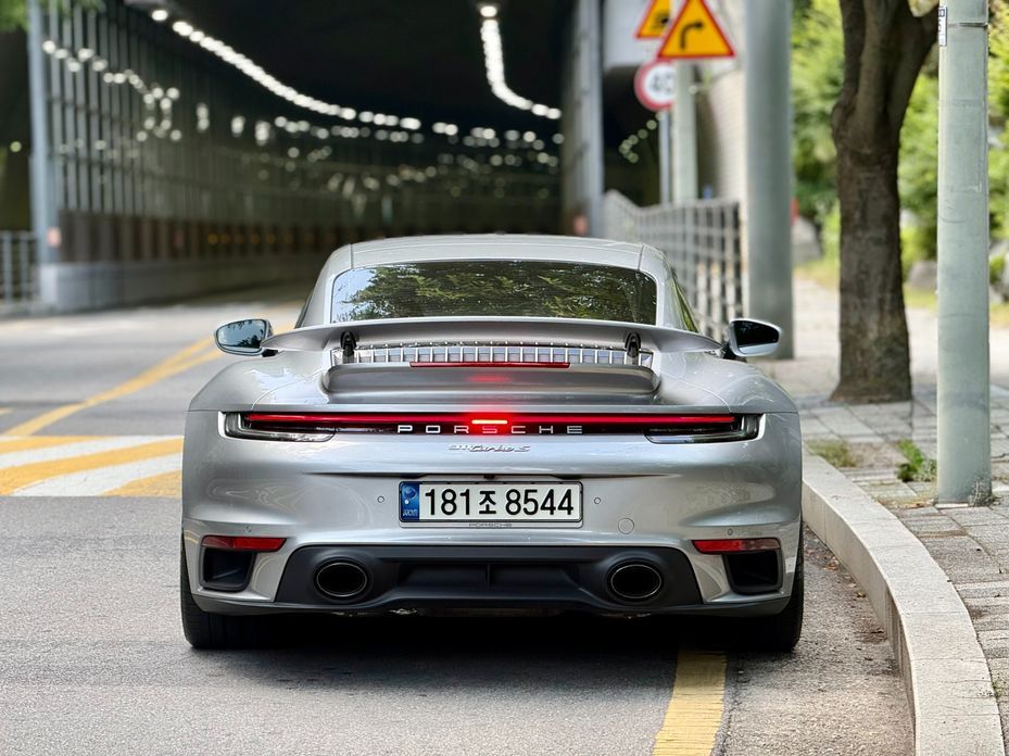 Porsche 911 2021