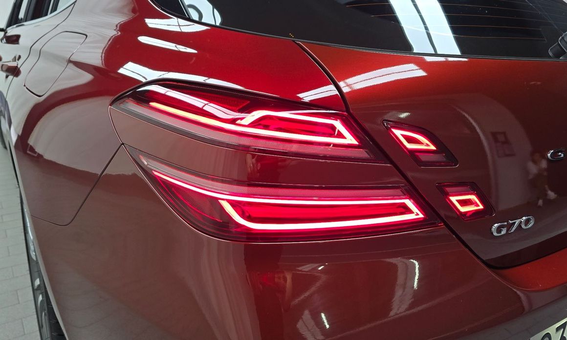 Genesis G70 2025