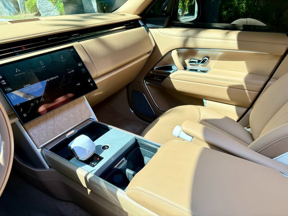 Land Rover Range Rover 2024