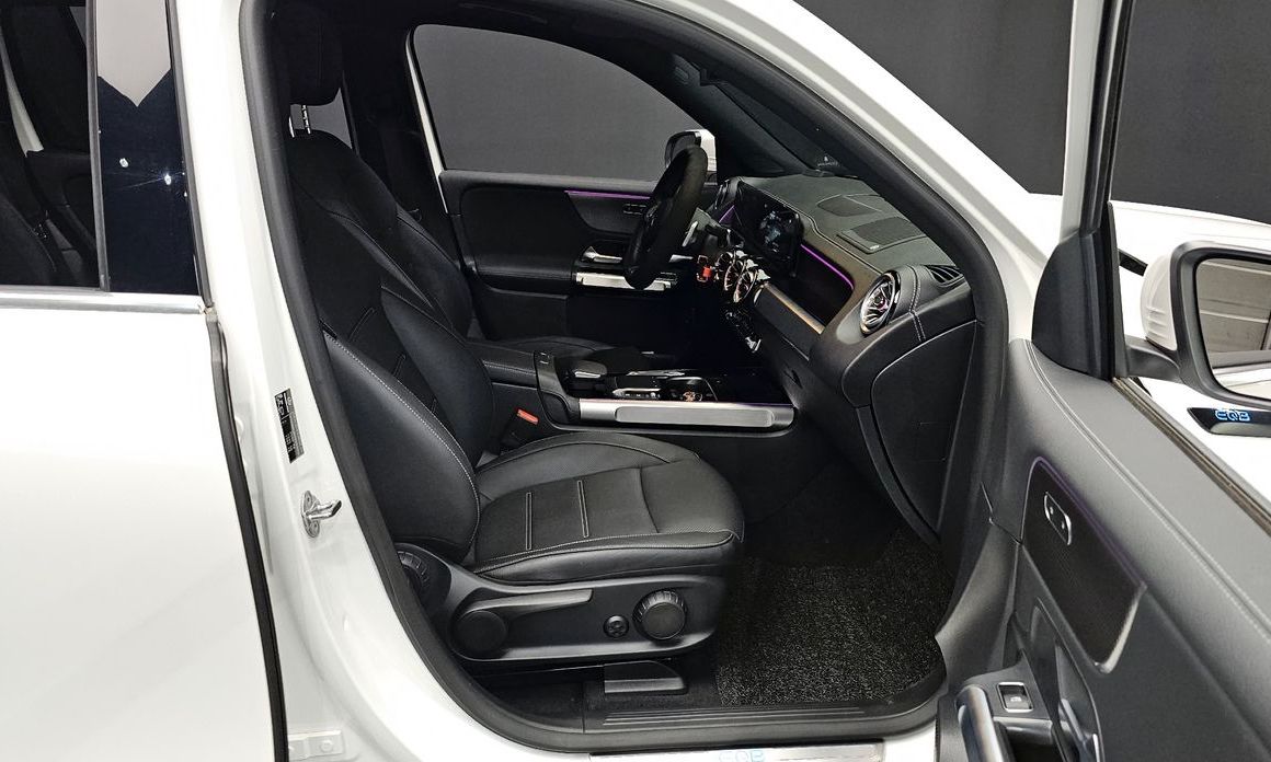 Mercedes-Benz EQB 2022