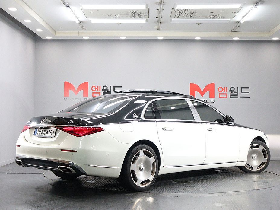 Mercedes-Benz S-Class 2021