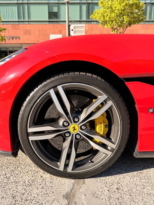Ferrari Portofino 2019