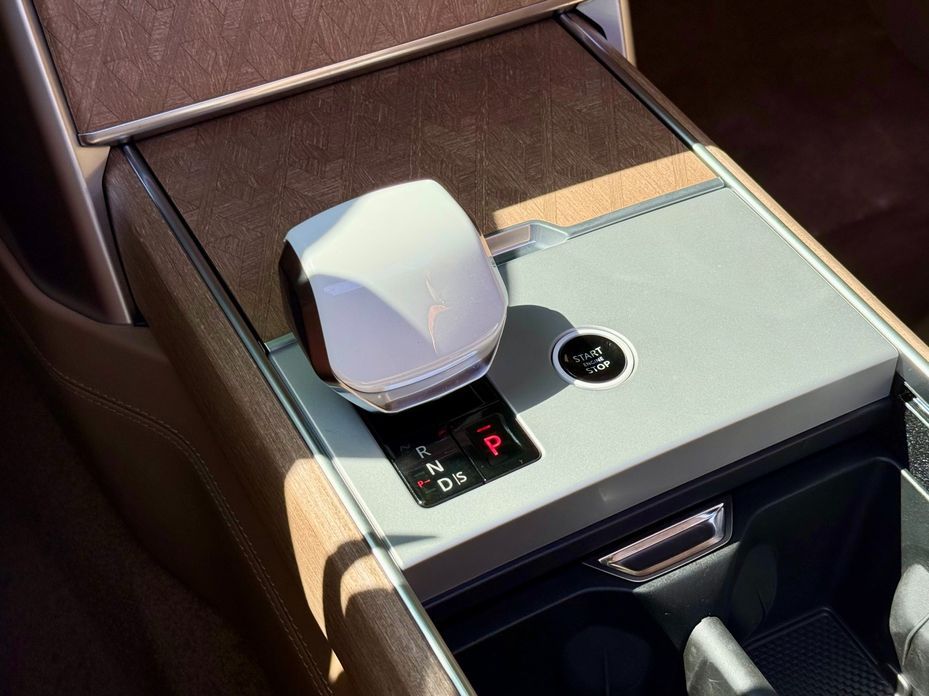 Land Rover Range Rover 2024