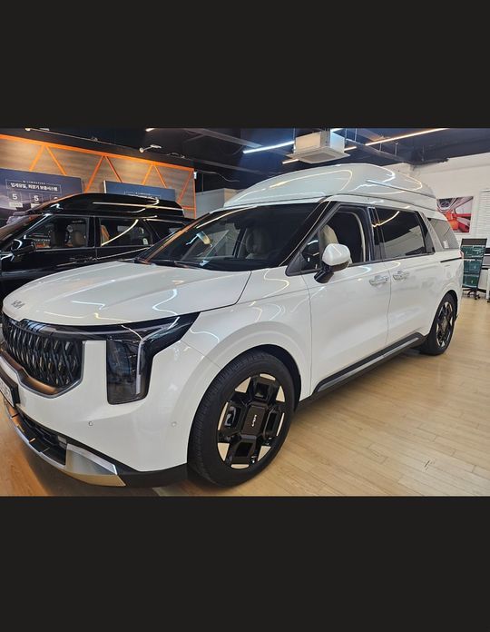 Kia Canival 2025