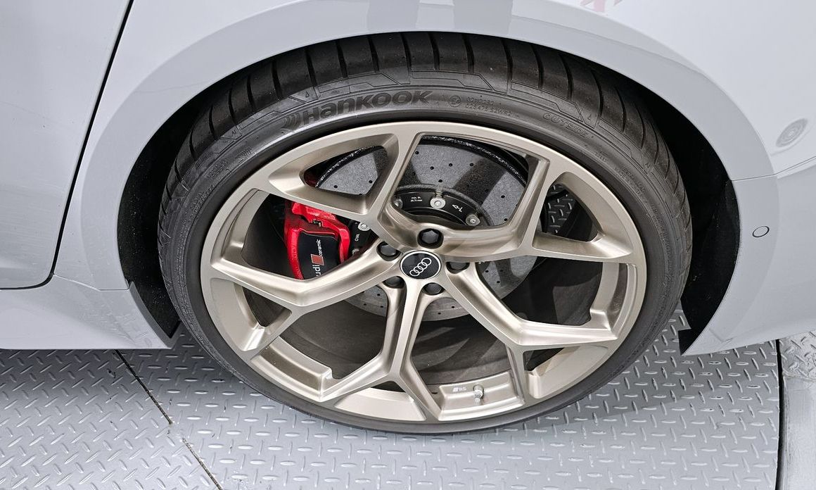 Audi RS6 2025