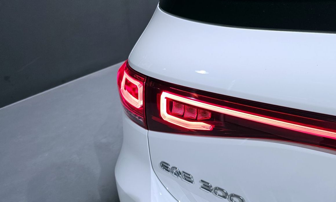 Mercedes-Benz EQB 2022