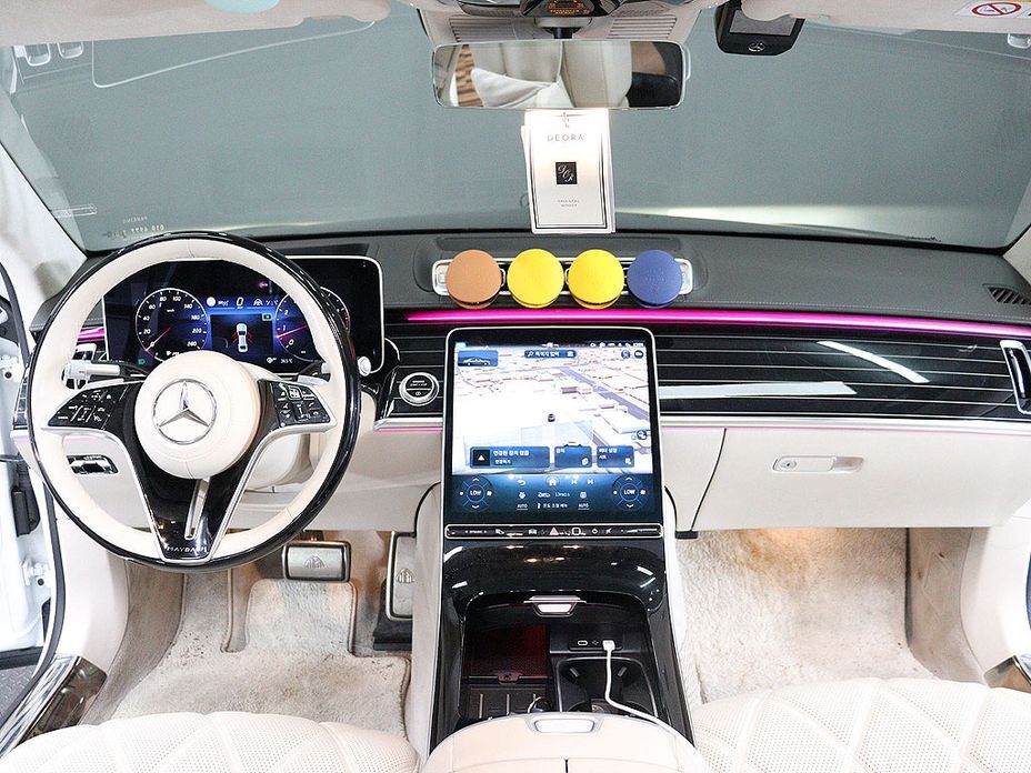 Mercedes-Benz S-Class 2021