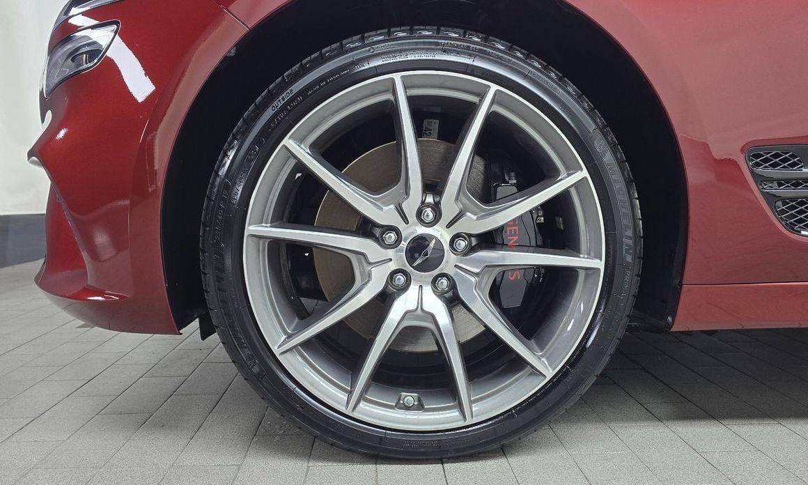 Genesis G70 2025