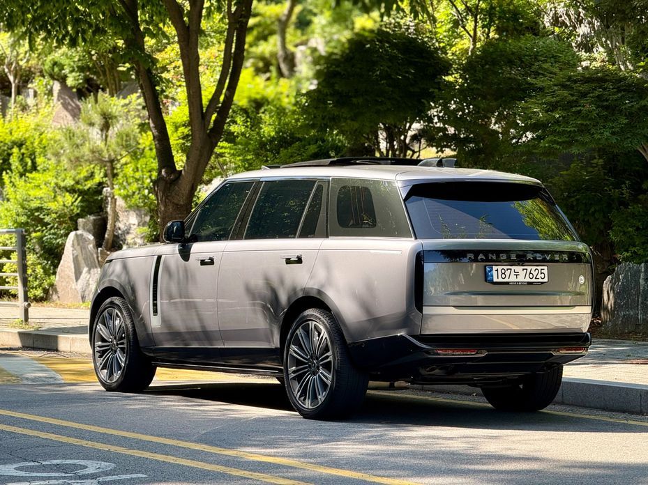 Land Rover Range Rover 2024