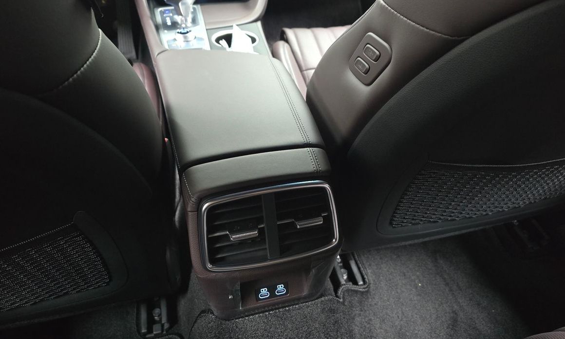 Genesis G70 2025