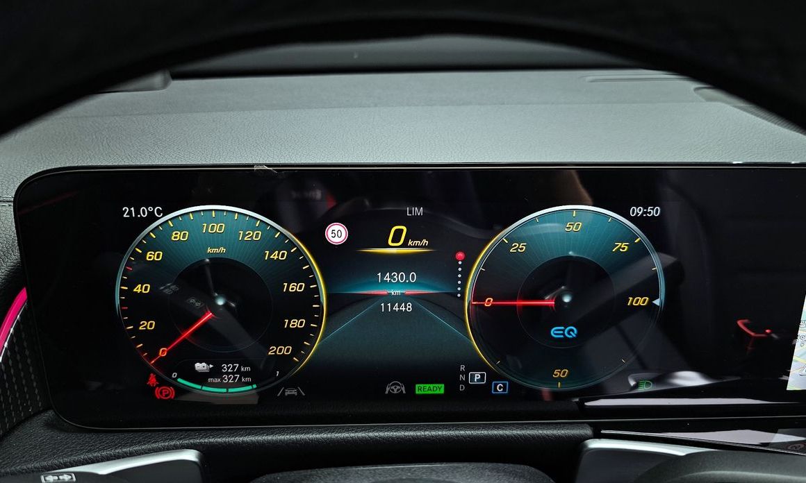 Mercedes-Benz EQB 2022
