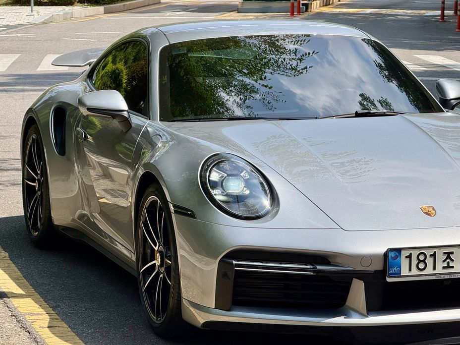 Porsche 911 2021