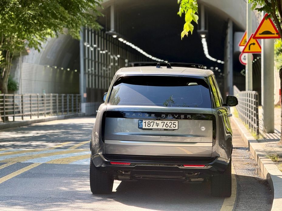 Land Rover Range Rover 2024