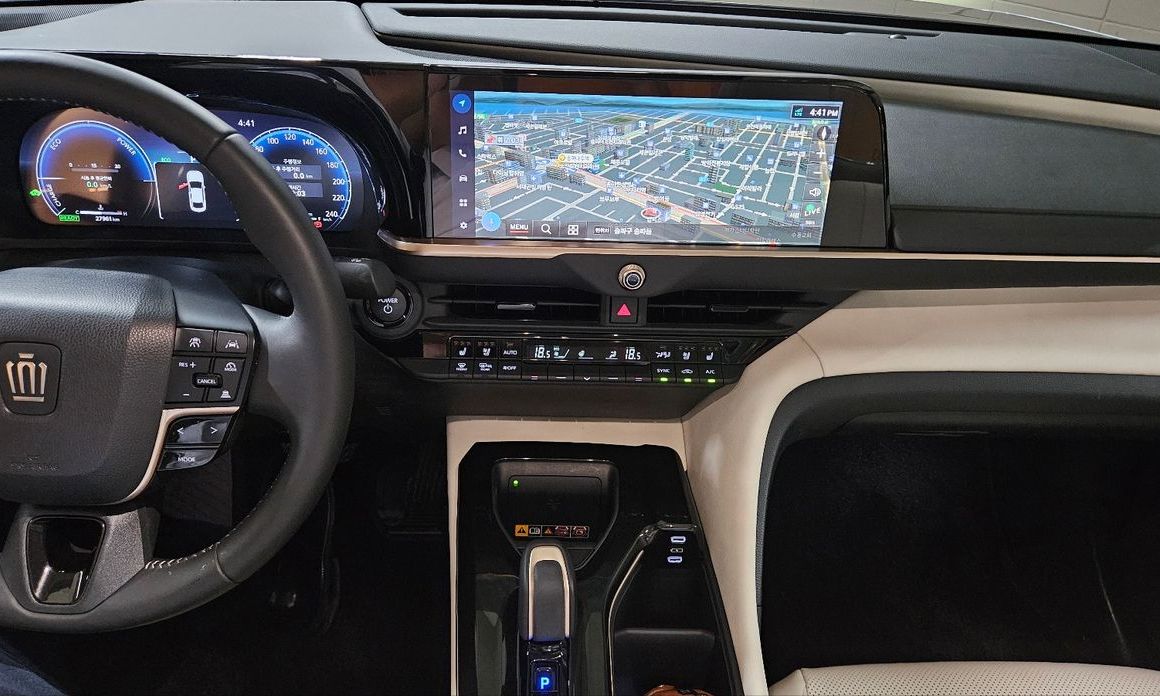Toyota Crown 2024