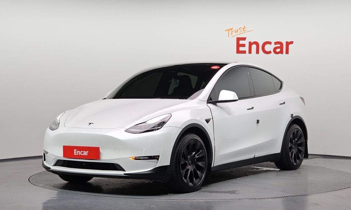 Tesla Model Y 2022