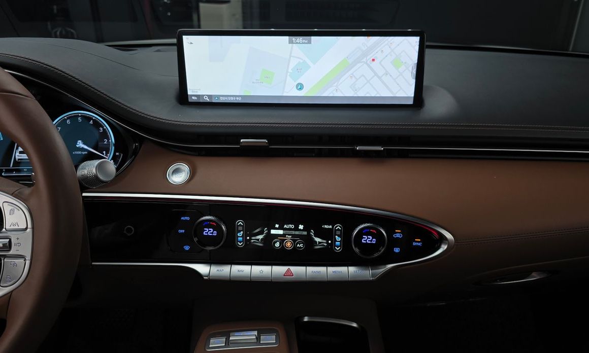 Genesis GV70 2024