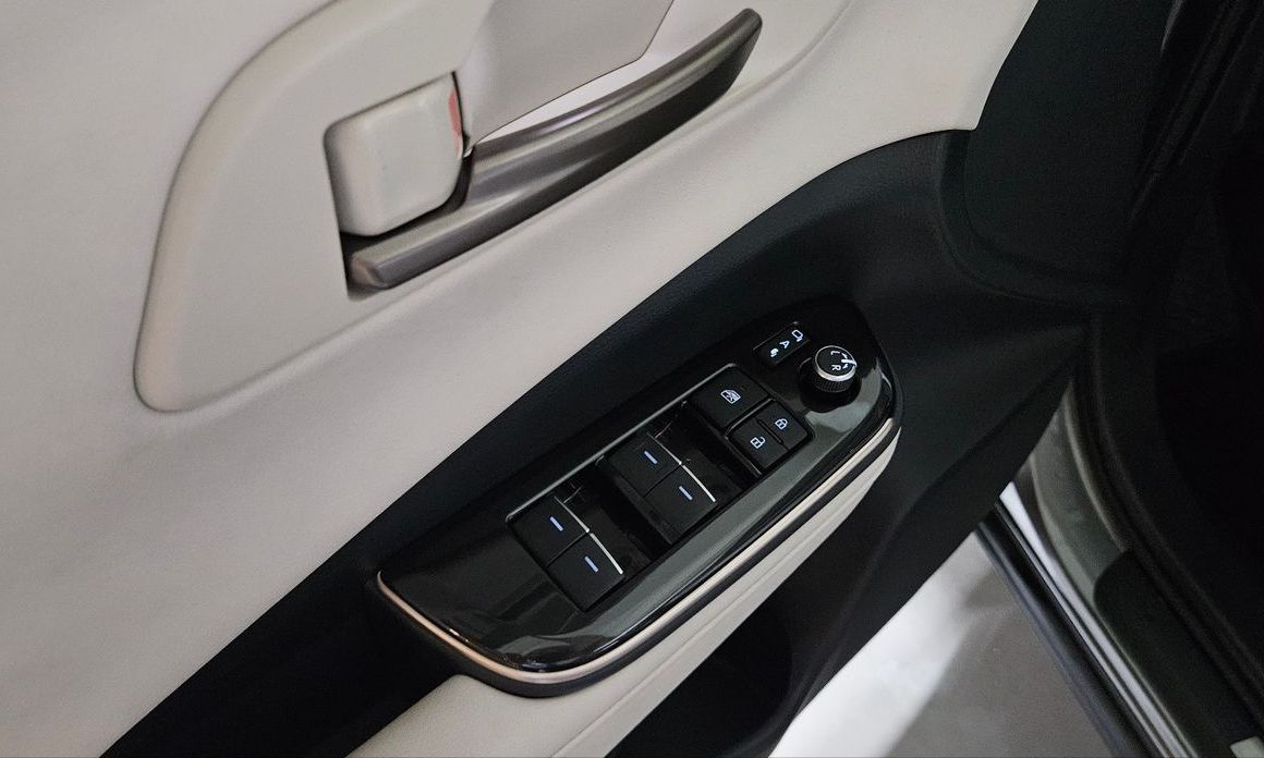 Toyota Crown 2024