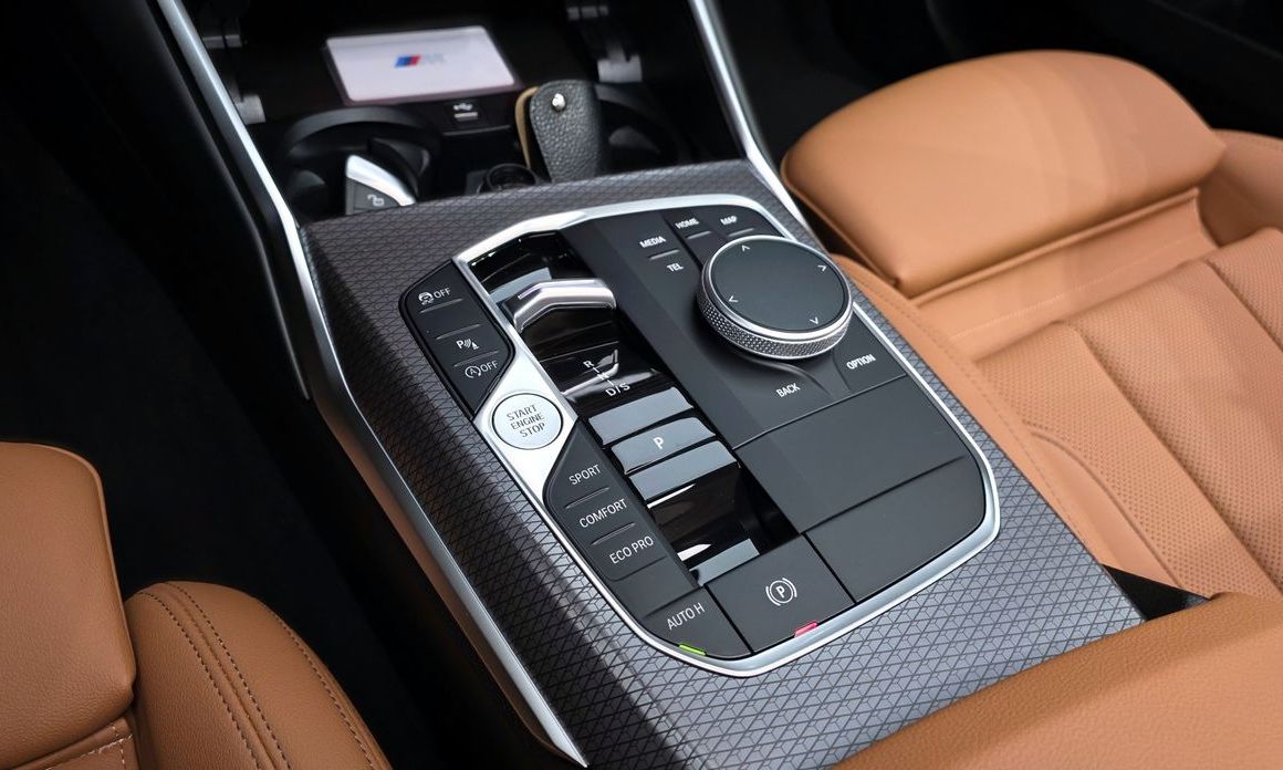 BMW 3-Series 2025