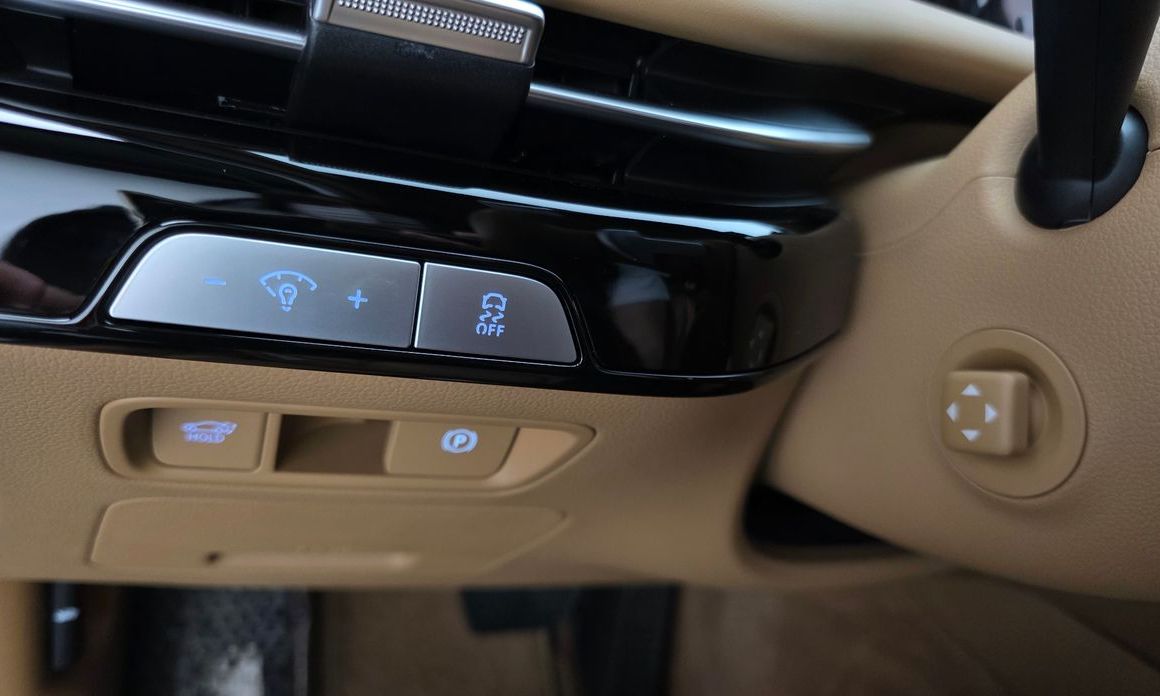 Genesis G80 2025