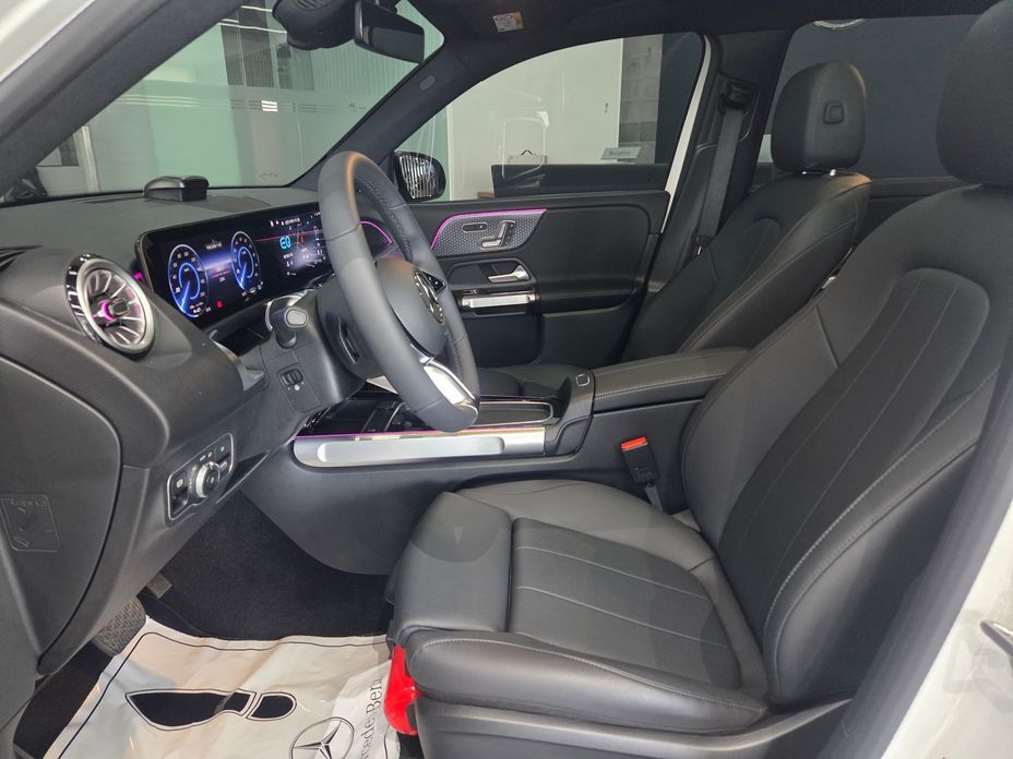 Mercedes-Benz EQB 2025