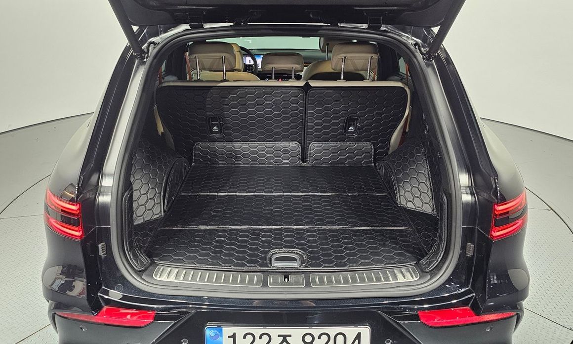 Genesis GV70 2025
