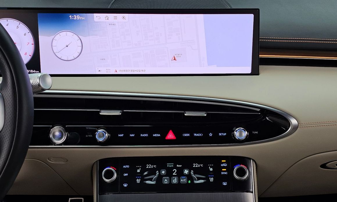 Genesis GV70 2025