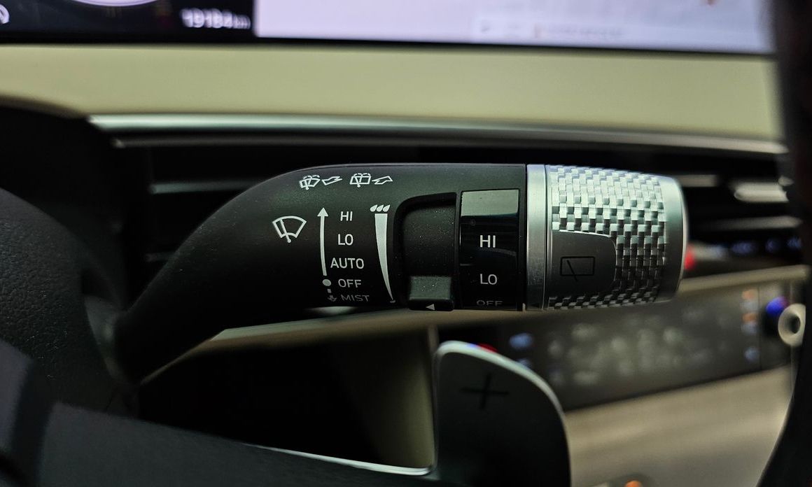 Genesis GV70 2025