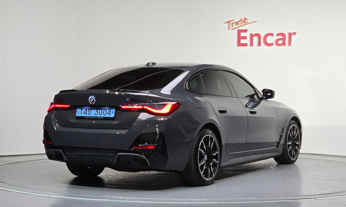 BMW i4 2024