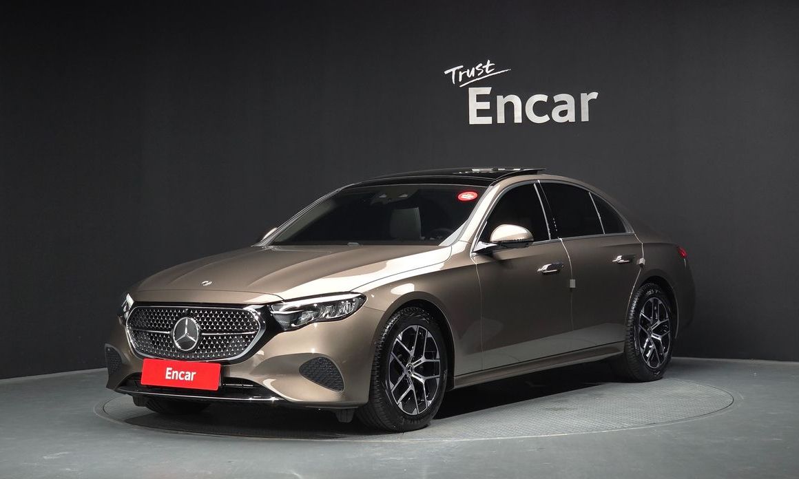 Mercedes-Benz E-Class 2025