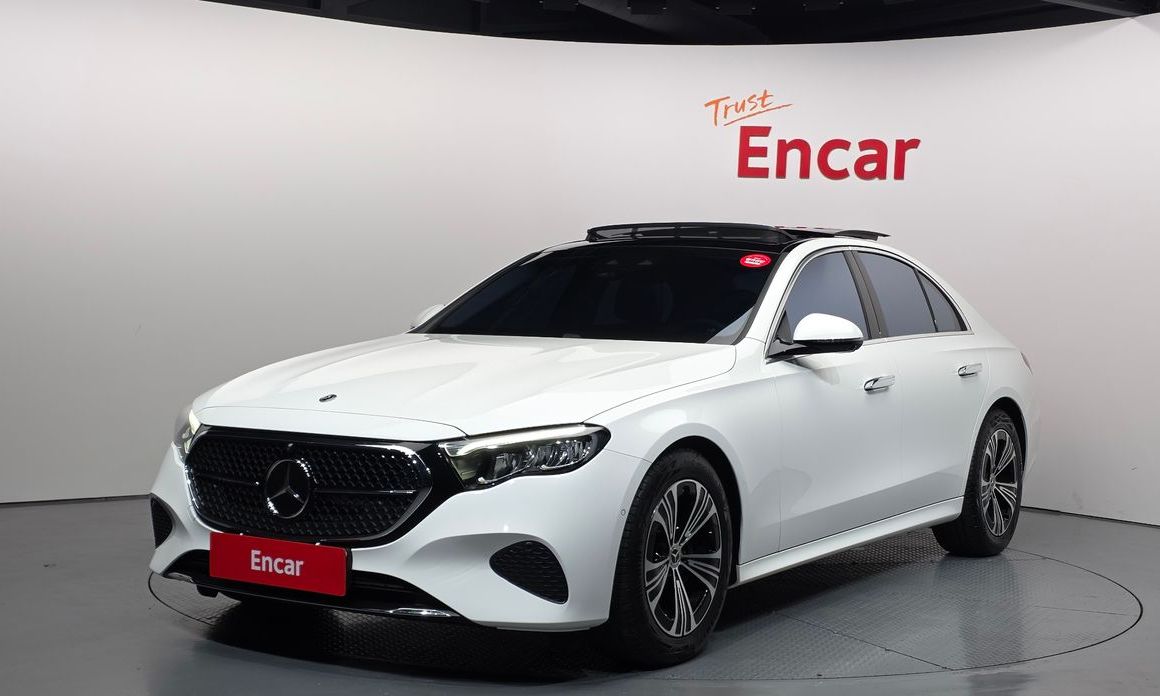 Mercedes-Benz E-Class 2025