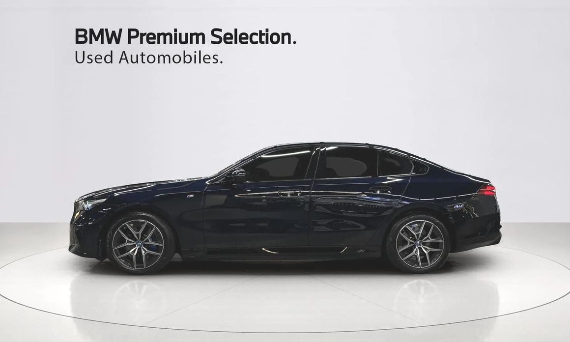 BMW i5 2024