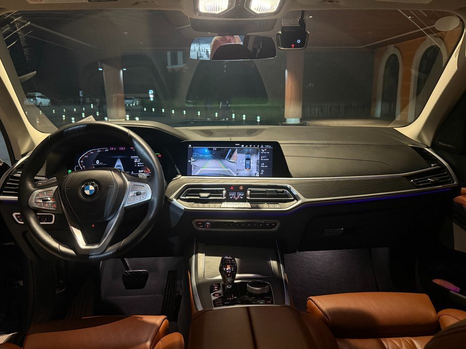 BMW X7 2020
