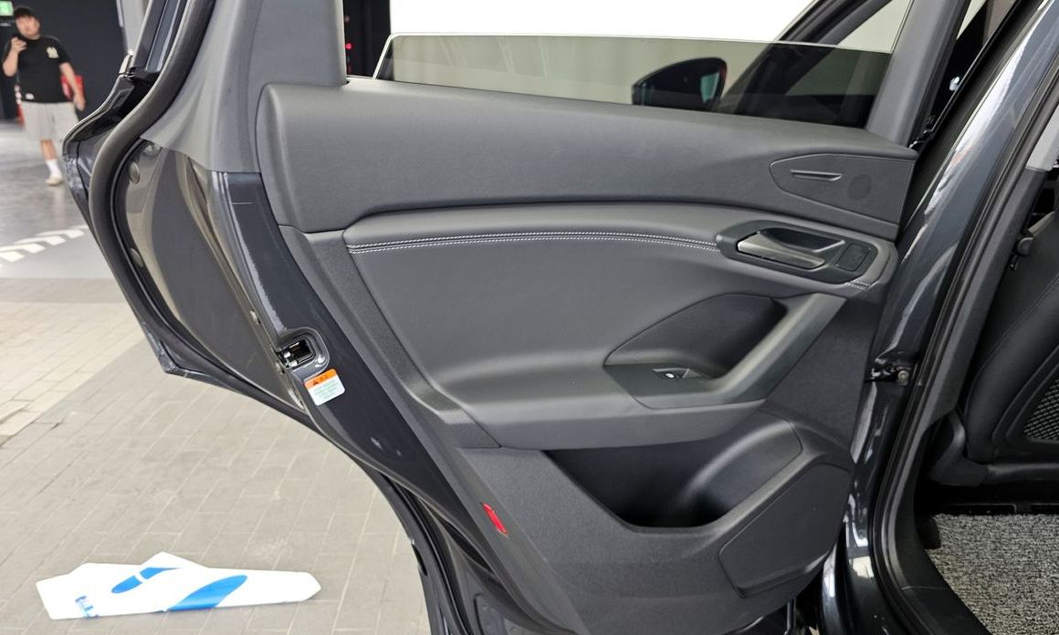 Audi Q6 e-tron 2025