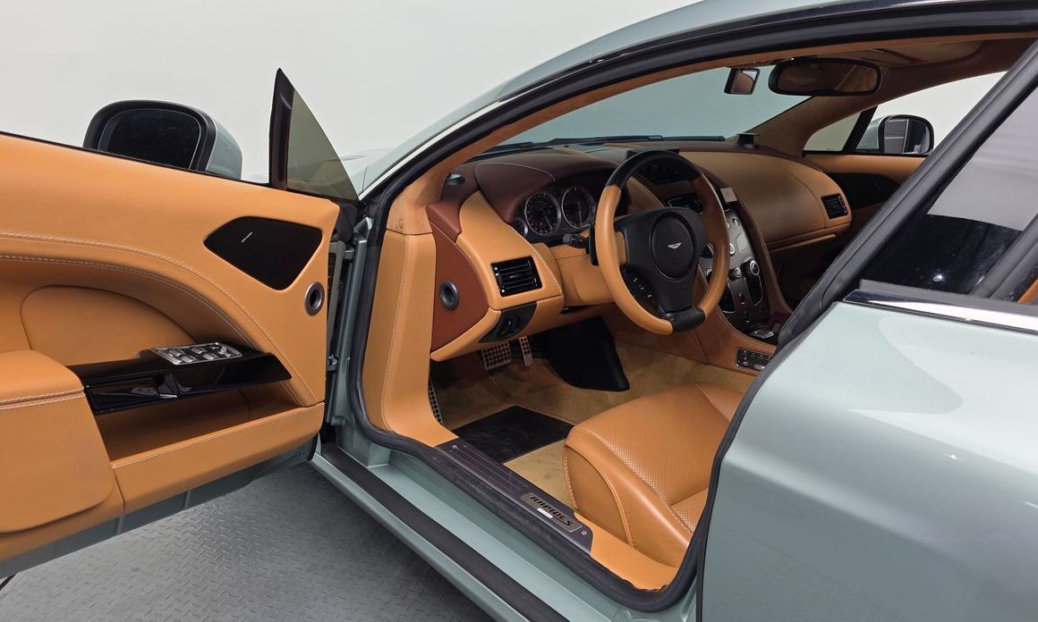 Astonmartin Rapide 2017