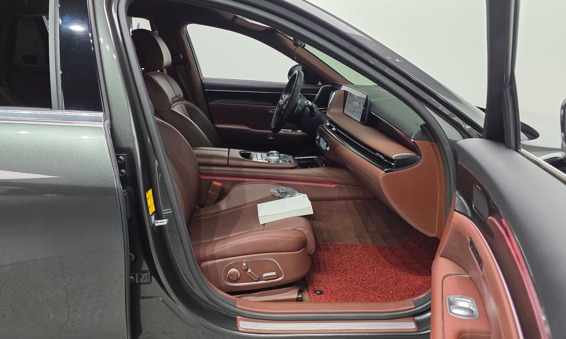 Genesis G90 2025