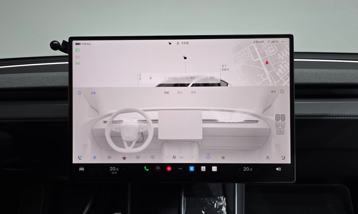 Tesla Model Y 2026