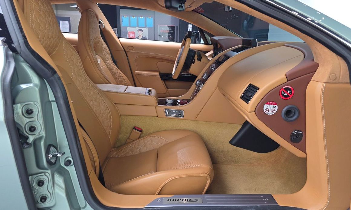 Astonmartin Rapide 2017