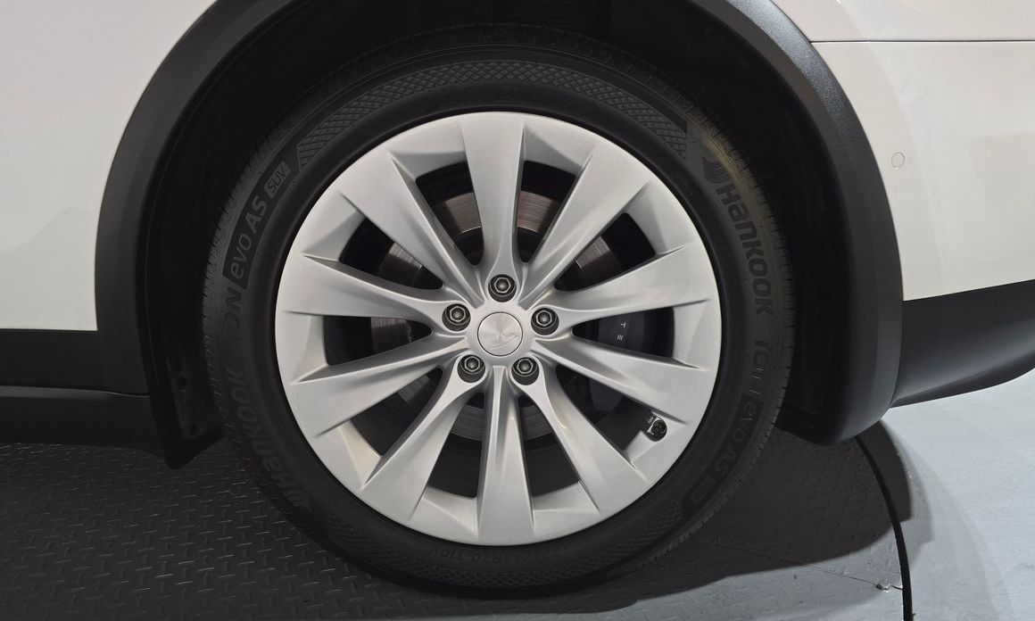 Tesla Model X 2018