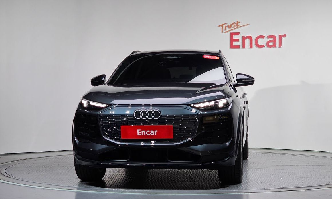 Audi Q6 e-tron 2025