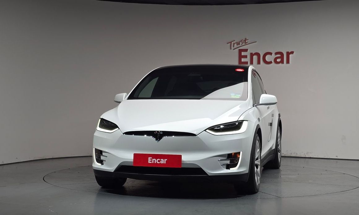 Tesla Model X 2018